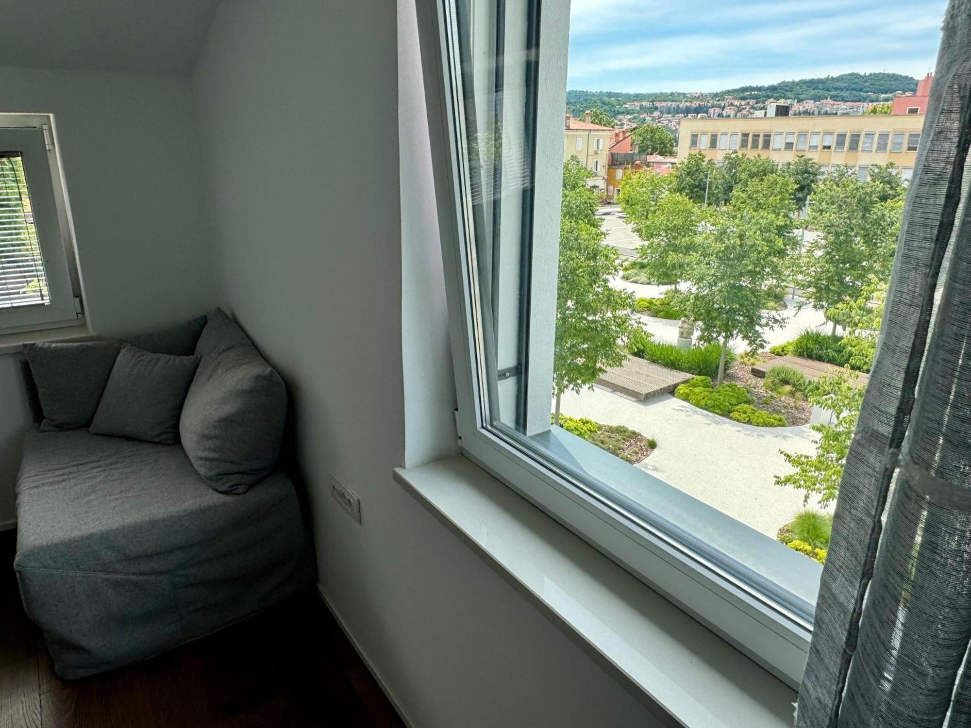 Apartments & Rooms Artemus Belveder 科佩尔 外观 照片