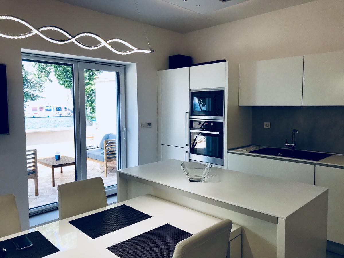 Apartments & Rooms Artemus Belveder 科佩尔 外观 照片
